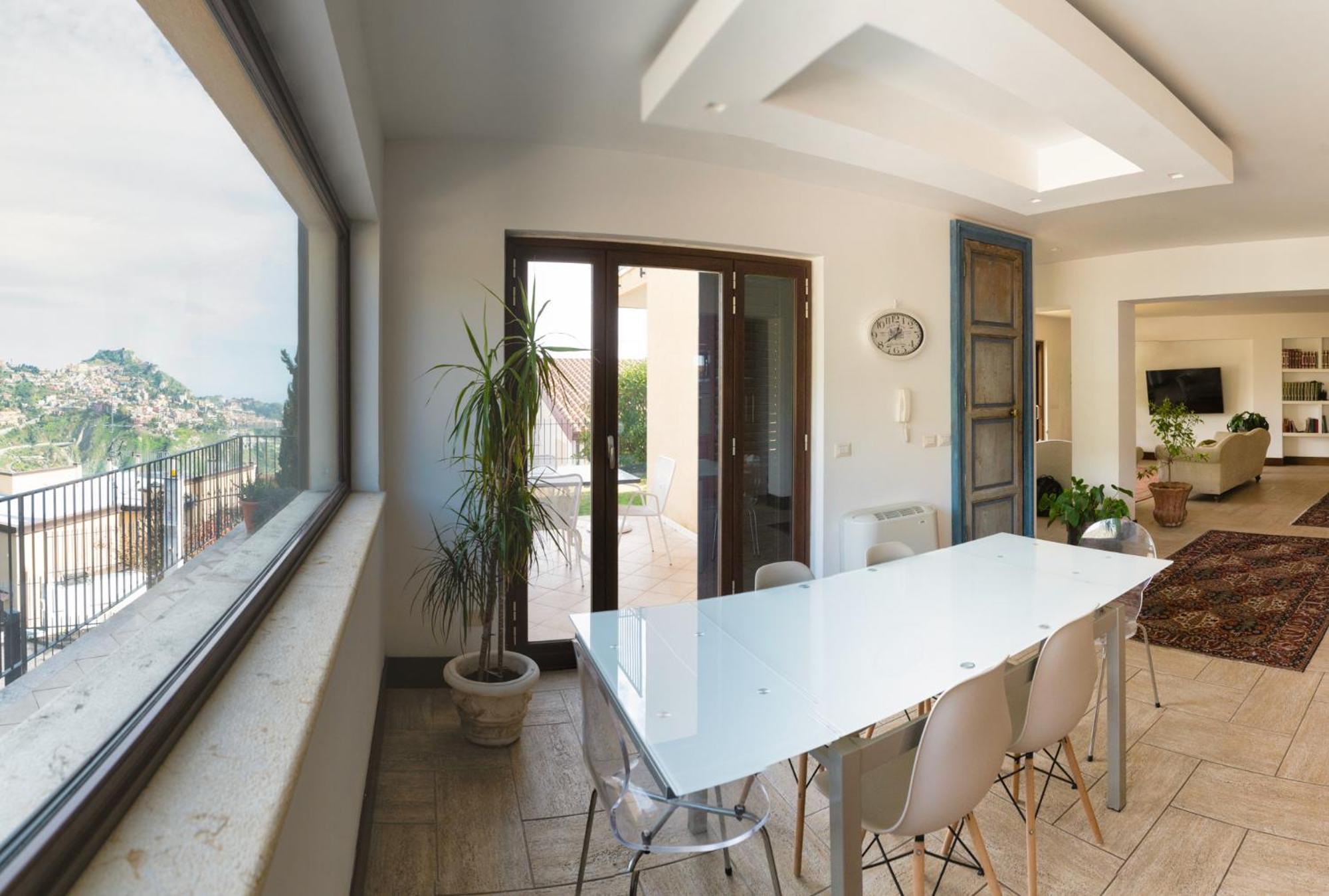 فيلا Casa Mathea تاورمينا المظهر الخارجي الصورة