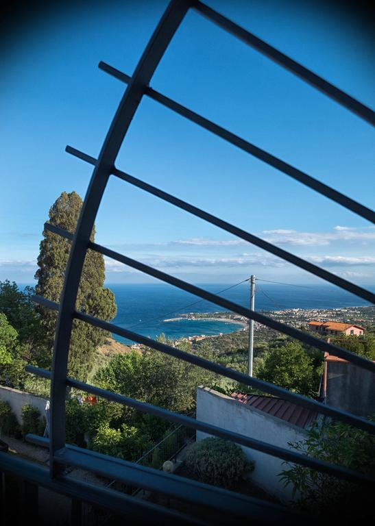 فيلا Casa Mathea تاورمينا المظهر الخارجي الصورة